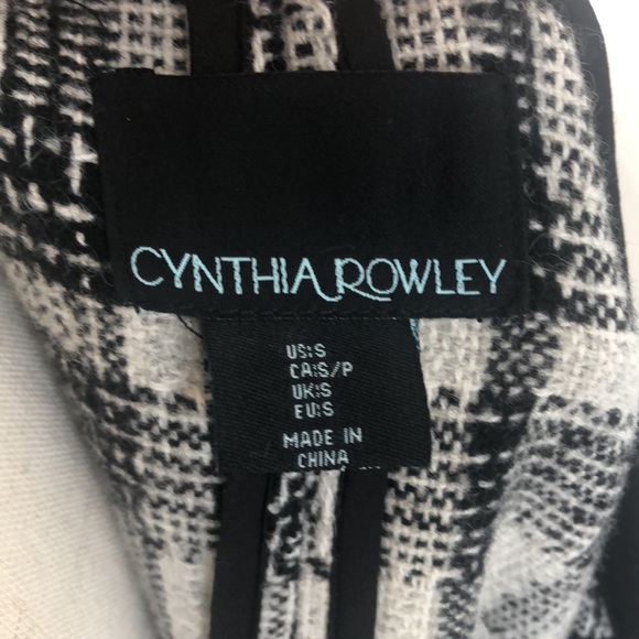 Cynthia Rowley stylish plaid jacket 3/4 sleeve black piping, pockets, great fun - Picture 6 of 7